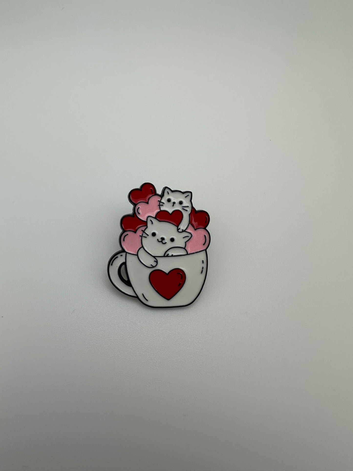 Cute Valentine cats in a cup - Enamel pin badge
